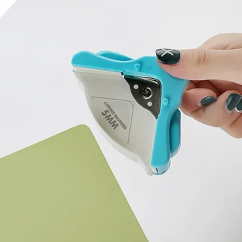 R4 DIY Corner Rounder 4mm Card Paper Punch Circle Pattern Photo Cutter Tool Scrapbook Office Notebook Puncher Cards Craft DIY
R4 DIY Corner Rounder 4mm Card Paper Punch Circle Pattern Photo Cutter Tool Scrapbook Office Notebook Puncher Cards Craft DIY