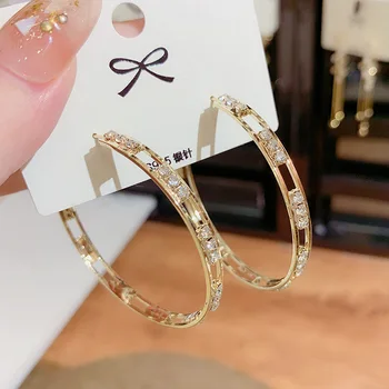 Bold Zircon Earrings for 2020's new trendy women's wooden earrings fashion butterfly jewelry pendientes colgantes
Bold Zircon Earrings for 2020's new trendy women's wooden earrings fashion butterfly jewelry pendientes colgantes