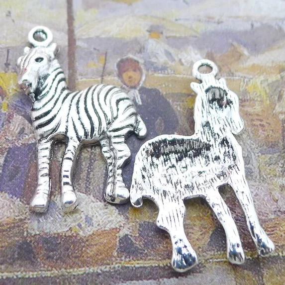 10pcs/Lot 20x31mm Zebra Alloy Horse Charms Antique Silver Color Pendants for DIY Jewelry Making Charm
10pcs/Lot 20x31mm Zebra Alloy Horse Charms Antique Silver Color Pendants for DIY Jewelry Making Charm