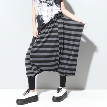 2020 New Spring Autumn Black High Elastic Waist Striped Pants Casual Loose Big Size Women Harem Trousers Fashion Tide
2020 New Spring Autumn Black High Elastic Waist Striped Pants Casual Loose Big Size Women Harem Trousers Fashion Tide