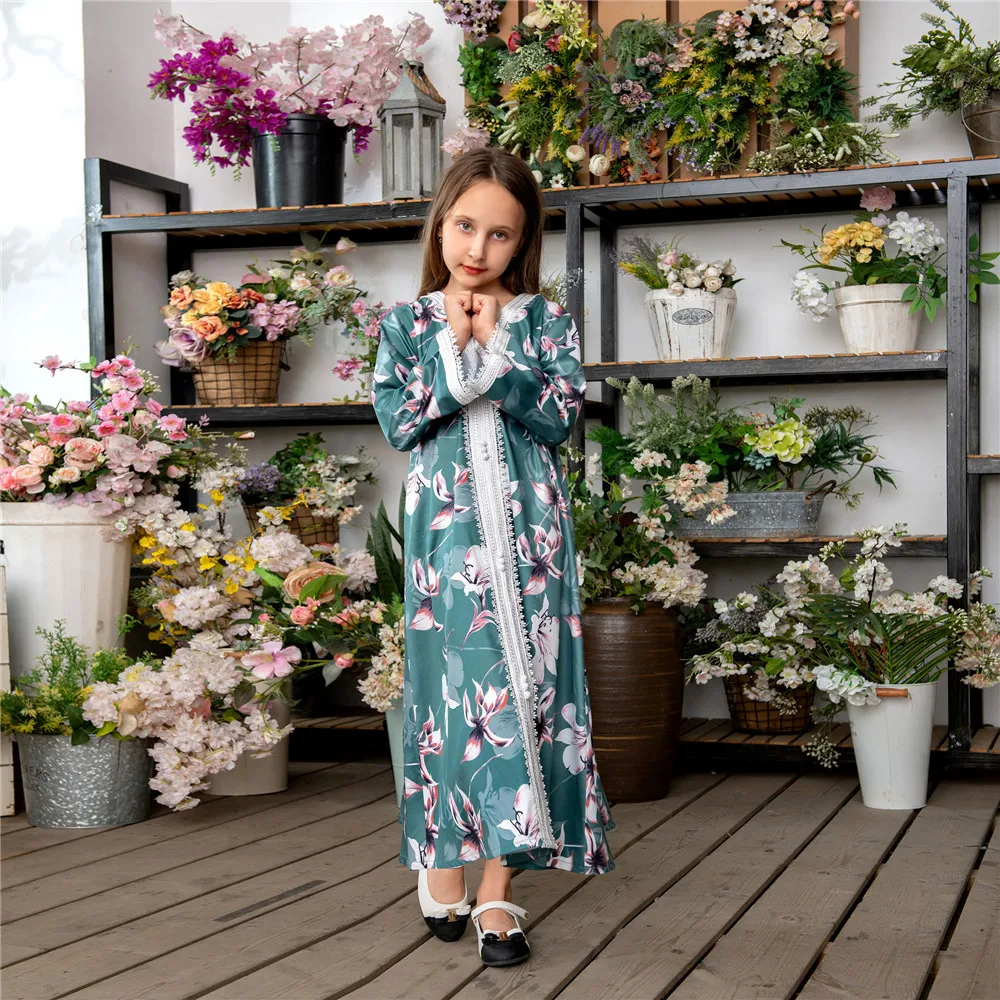 Модное Длинное Платье для девочек с цветочным принтом Abayas мусульманская одежда для детей арабский Ближний Восток Дубай Кафтан Турция
Модное Длинное Платье для девочек с цветочным принтом Abayas мусульманская одежда для детей арабский Ближний Восток Дубай Кафтан Турция