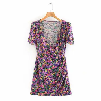 New 2020 Women Elegant V Neck Flower Print Mini Dress Female French Puff Sleeve Pleats Vestidos Chic Casual Slim Dresses DS3619
New 2020 Women Elegant V Neck Flower Print Mini Dress Female French Puff Sleeve Pleats Vestidos Chic Casual Slim Dresses DS3619