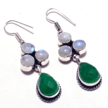 Genuine Green Onyx + Moonstone Silver Overlay on Copper Earrings ,Hand made Women Jewelry Gift , E5474
Genuine Green Onyx + Moonstone Silver Overlay on Copper Earrings ,Hand made Women Jewelry Gift , E5474