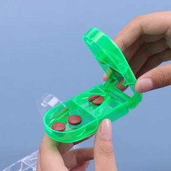 1PC Medicine Box Folding Medicine Drug Pill Cutter Box Portable Storage Case Cutting Drugs Container 
1PC Medicine Box Folding Medicine Drug Pill Cutter Box Portable Storage Case Cutting Drugs Container