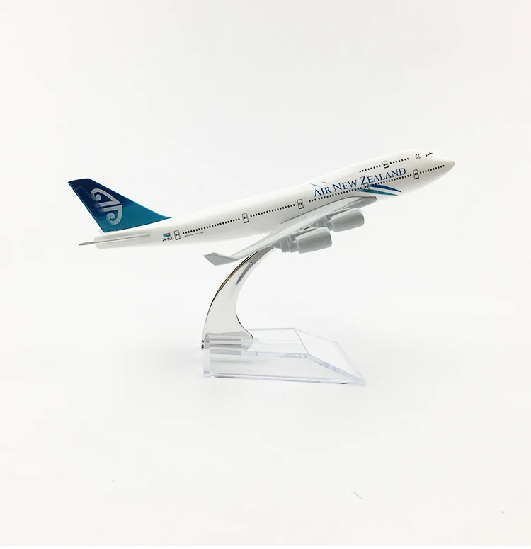 16cm 1/400 Scale Air Plane Model New Zealand Boeing 747 Diecast Airbus Passenger Aircraft
16cm 1/400 Scale Air Plane Model New Zealand Boeing 747 Diecast Airbus Passenger Aircraft
