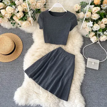 Black/Red/Gray Women Knit 2pcs Set Summer Short Sleeve O-neck Short T Shirts + Mini High Waist Skirt Female Casual Sets Suit New
Black/Red/Gray Women Knit 2pcs Set Summer Short Sleeve O-neck Short T Shirts + Mini High Waist Skirt Female Casual Sets Suit New