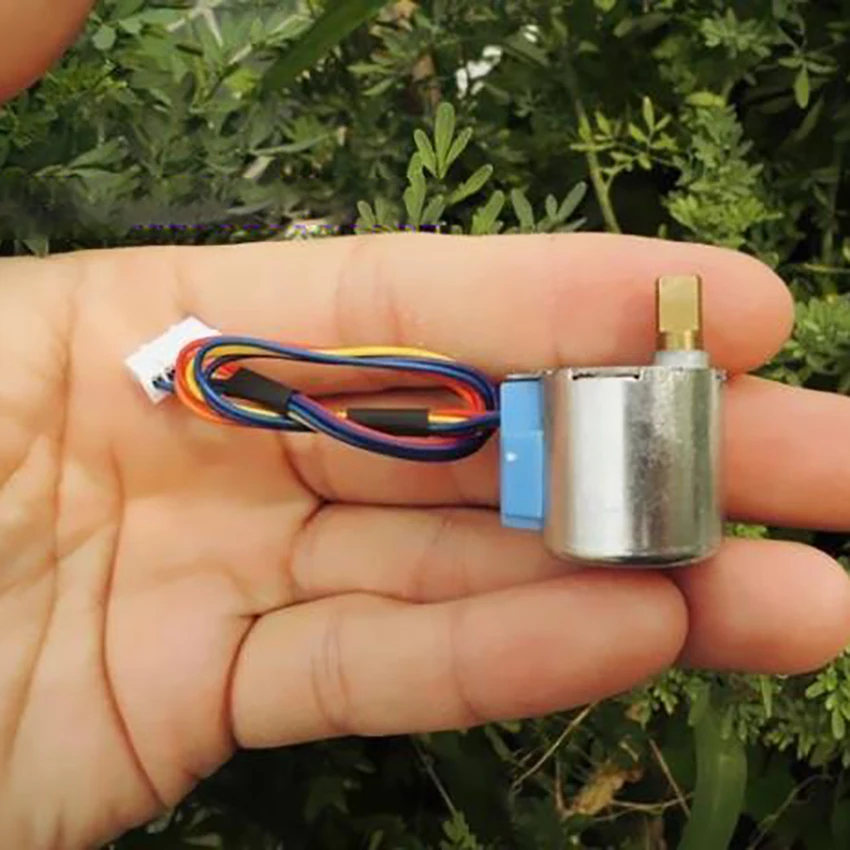 Reduction Ratio 1:85.25 7.5° Stepping Motor for Air Conditioner Blade Swing 4-phase 5-wire Stepper Motor With Gearbox
Reduction Ratio 1:85.25 7.5° Stepping Motor for Air Conditioner Blade Swing 4-phase 5-wire Stepper Motor With Gearbox