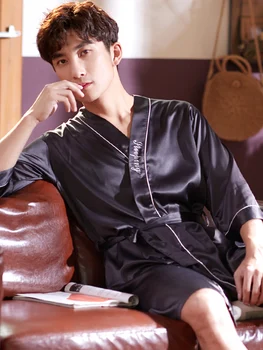 2020 pijamas male real men luxury bathrobe geometric robes v neck imitation silk knitted sleepwear full sleeve nightwear
2020 pijamas male real men luxury bathrobe geometric robes v neck imitation silk knitted sleepwear full sleeve nightwear