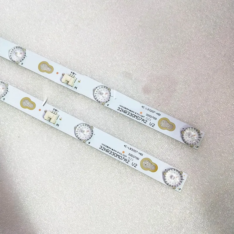 1Set=4 Pieces LED Backlight Lamp strip For TCL TV TCL L32F3303B YHA-4C-LB320T-YHL LVW320CSOT E227 32HR330M07A2
1Set=4 Pieces LED Backlight Lamp strip For TCL TV TCL L32F3303B YHA-4C-LB320T-YHL LVW320CSOT E227 32HR330M07A2