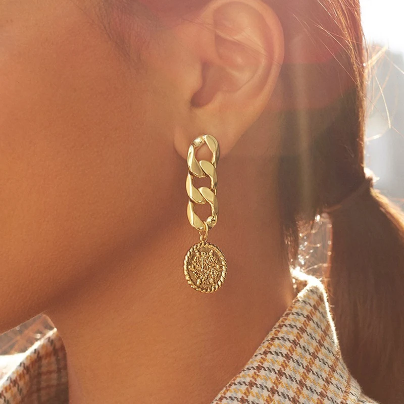 Vintage Round Coin Dangle Earrings For Women Long Tassel Metal Link Chain Earring Female Boho Jewelry Brincos 2020
Vintage Round Coin Dangle Earrings For Women Long Tassel Metal Link Chain Earring Female Boho Jewelry Brincos 2020