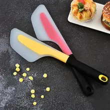 Sturdy Premium Cream Butter Scraper Stirrer Eco-Friendly Cake Spatula Seamless Kitchen Tool
Sturdy Premium Cream Butter Scraper Stirrer Eco-Friendly Cake Spatula Seamless Kitchen Tool