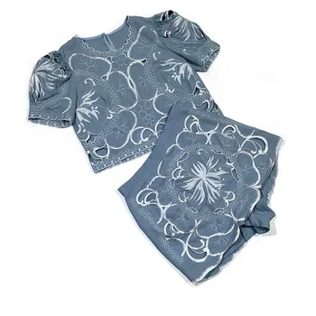 Top Quality Designer Two Piece Set 2020 Summer Blue Hollow Out Embroidery Puff Sleeve Short Tops + Short Culotte
Top Quality Designer Two Piece Set 2020 Summer Blue Hollow Out Embroidery Puff Sleeve Short Tops + Short Culotte