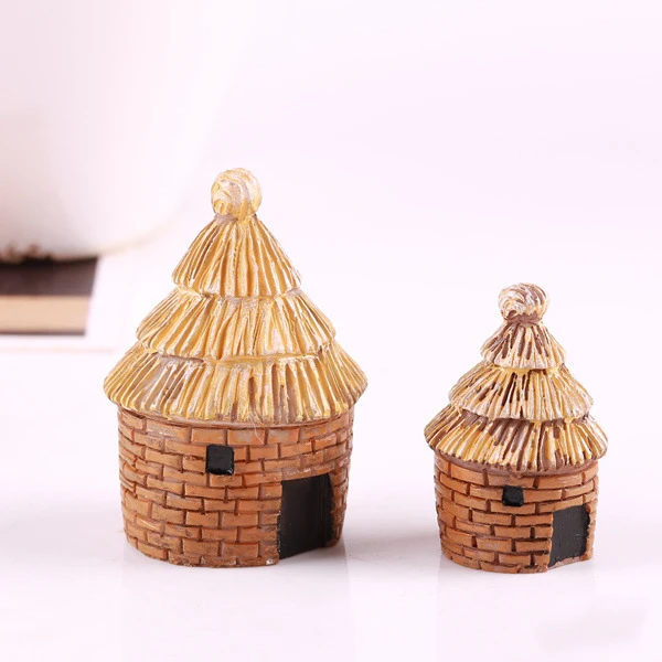 

4 Pcs Moss Micro Landscape Jewelry Resin Thatched House DIY Assembled Small Ornaments Toy Wholesale