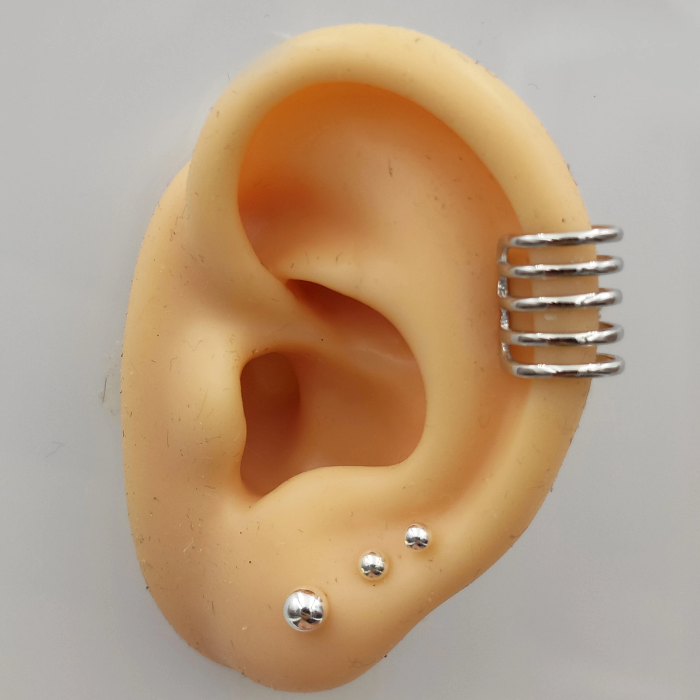 925 Sterling silver small ball earring U shape ear cuff Helix Cartilage Piercing Jewelry 4pcs/Set
925 Sterling silver small ball earring U shape ear cuff Helix Cartilage Piercing Jewelry 4pcs/Set