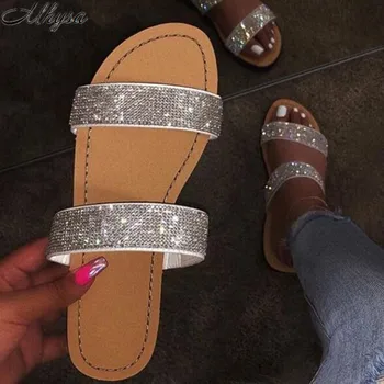 2020 New Summer Women Crystal Slippers Glitter Flat Soft Bling Female Flip Flops Outdoor Ladies Slides Hot Beach Shoes woman
2020 New Summer Women Crystal Slippers Glitter Flat Soft Bling Female Flip Flops Outdoor Ladies Slides Hot Beach Shoes woman
