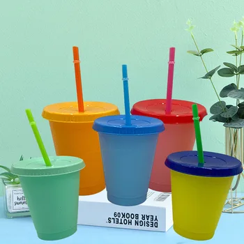 Color Changing Cold Drink Cups Reusable Temperature-Sensitive Plastic Colorful Coffee Cup with Lids and Straws 480ML 
Color Changing Cold Drink Cups Reusable Temperature-Sensitive Plastic Colorful Coffee Cup with Lids and Straws 480ML