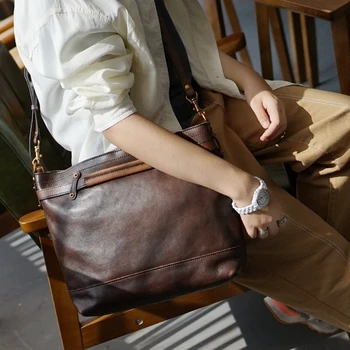 Handmade Vintage Cute Small Handbags Genuine leather women Famous Brand Big bags Crossbody bags Clutch Female messenger bag
Handmade Vintage Cute Small Handbags Genuine leather women Famous Brand Big bags Crossbody bags Clutch Female messenger bag