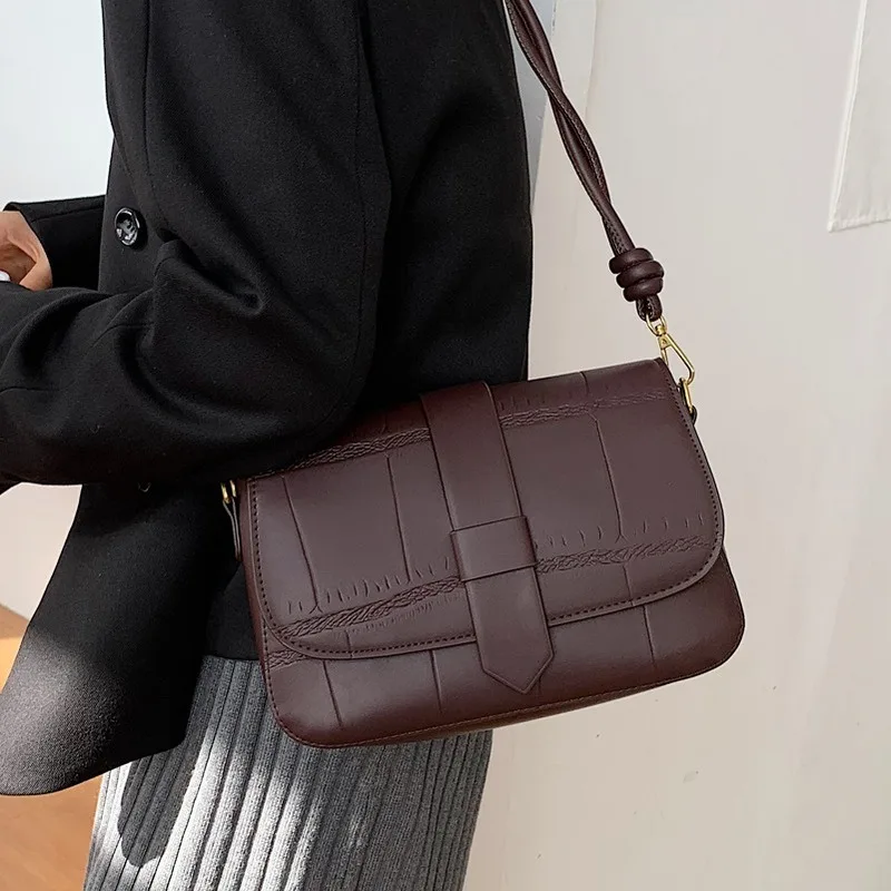 High Quality Stone Pattern Handbags 2020 New Autumn and Winter Net Red One-shoulder Saddle Bag Wild Lady Messenger Bag
High Quality Stone Pattern Handbags 2020 New Autumn and Winter Net Red One-shoulder Saddle Bag Wild Lady Messenger Bag