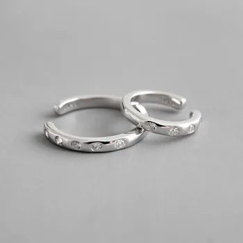 Real 925 sterling silver non pierced earrings for women, minimalist crystal clip on earrings brincos femme ear cuff jewelry
Real 925 sterling silver non pierced earrings for women, minimalist crystal clip on earrings brincos femme ear cuff jewelry