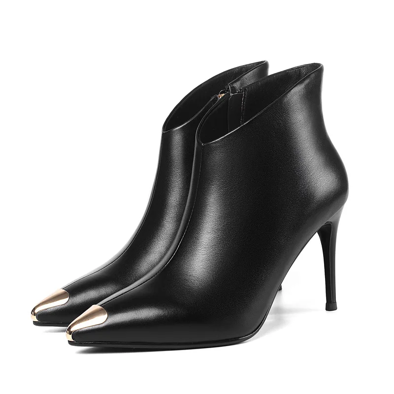 Women's shoes boots autumn and winter leather women's boots pointed thin heel high heel boots metal fashion boots women
Women's shoes boots autumn and winter leather women's boots pointed thin heel high heel boots metal fashion boots women