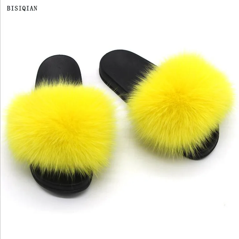 2019 Summer newest fluffy fur slippers woman outside cool sandals mixed colors beach slides 28 colors flat slip on shoes mujer
2019 Summer newest fluffy fur slippers woman outside cool sandals mixed colors beach slides 28 colors flat slip on shoes mujer