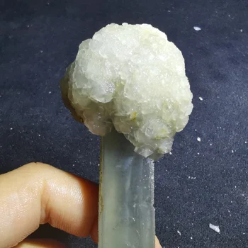 61.7gNatural rare lollipop decomposition stone crystal mineral healing energy cluster stone decorative specimen
61.7gNatural rare lollipop decomposition stone crystal mineral healing energy cluster stone decorative specimen