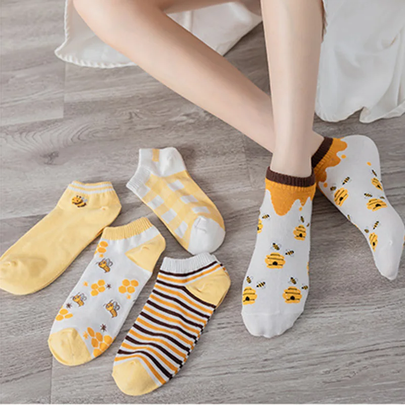 

10Pcs=5 Pairs Of Women Short Tube Invisible Cotton Socks Cute Little Bee Pattern Women's Socks Spring And Summer Women Socks