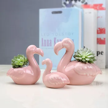 3Pcs/set Nordic decoration home Flamingos shape bird for cactus succulent planter pots Ceramic flowerpot for home garden decor
3Pcs/set Nordic decoration home Flamingos shape bird for cactus succulent planter pots Ceramic flowerpot for home garden decor
