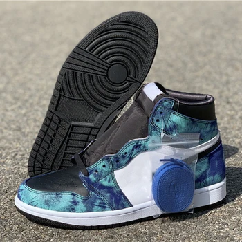 2020 New Release 1 High OG Tie Dye 1s White Black-Aurora Green Mens Basketball Shoes CD0461-100 Designer sneakers size5.5~13
2020 New Release 1 High OG Tie Dye 1s White Black-Aurora Green Mens Basketball Shoes CD0461-100 Designer sneakers size5.5~13
