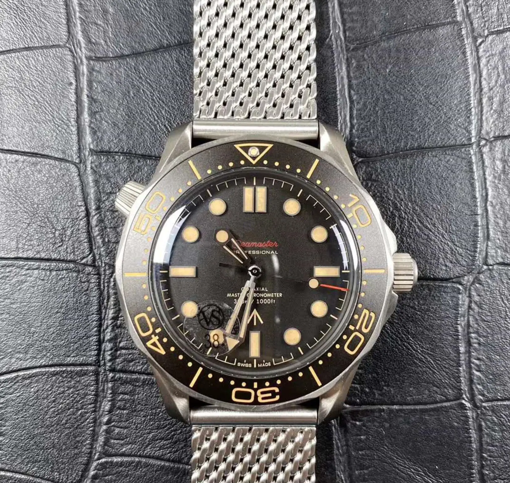 Luxury Men's Watch Commander James Bond 007 Mesh Dialing Limited Edition Men's Mesh Strap Sprot Automatic Watch Designer Watches
Luxury Men's Watch Commander James Bond 007 Mesh Dialing Limited Edition Men's Mesh Strap Sprot Automatic Watch Designer Watches
