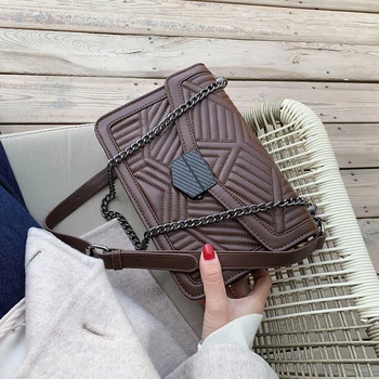 Retro High-level Messenger Wild Casual Small Square Bag Width 24.5cm High 16cm Thick 7cm
Retro High-level Messenger Wild Casual Small Square Bag Width 24.5cm High 16cm Thick 7cm