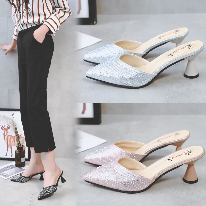 Women shoes 2019 New women slippers fashion wear glasses with pointed solid color diamond baotou with female slippers NWTX022
Women shoes 2019 New women slippers fashion wear glasses with pointed solid color diamond baotou with female slippers NWTX022