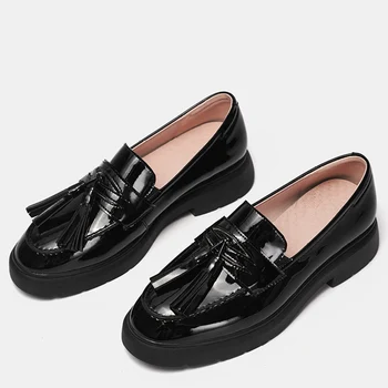 Soft Leather Women Square Heel Loafers Spring Summer Casual Shoes Ladies Office Career Concise Platform Female
Soft Leather Women Square Heel Loafers Spring Summer Casual Shoes Ladies Office Career Concise Platform Female