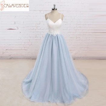 Spaghetti Long Prom Dresses 2020 Satin and Tulle A-Line Evening Dress Appliques with Brush Train sukienka wieczorowa 
Spaghetti Long Prom Dresses 2020 Satin and Tulle A-Line Evening Dress Appliques with Brush Train sukienka wieczorowa