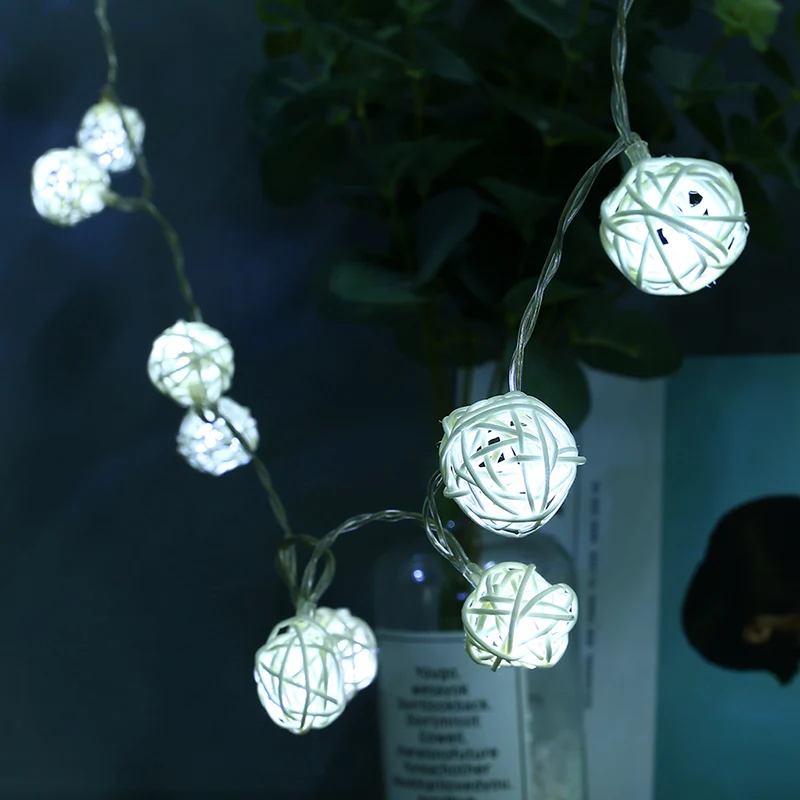 Remote Control 20LED String Lights 8 Mode Rattan Ball Christmas Party Home Decor 
Remote Control 20LED String Lights 8 Mode Rattan Ball Christmas Party Home Decor
