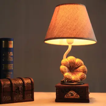 Vintage Table Lamp Dimmable Bedroom Bedside Light Creative Nostalgic Phonograph Shape Eye Protection Desk Light Home Decoration
Vintage Table Lamp Dimmable Bedroom Bedside Light Creative Nostalgic Phonograph Shape Eye Protection Desk Light Home Decoration