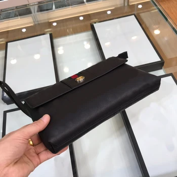 Men's wallet new luxury with the same leather men's bags wallet designer clutch bag letter embossed classic clutch bag
Men's wallet new luxury with the same leather men's bags wallet designer clutch bag letter embossed classic clutch bag