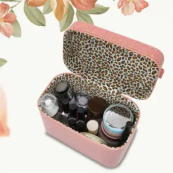 Waterproof portable cosmetic case stone pattern portable PU large capacity small square box travel cosmetic bag
Waterproof portable cosmetic case stone pattern portable PU large capacity small square box travel cosmetic bag
