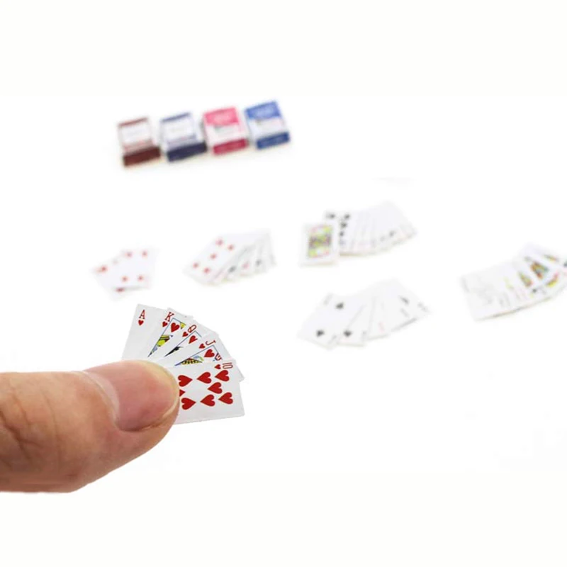 2pcs/set Miniature Games Poker Mini Dollhouse Playing Cards Miniature for 1:12 Dolls Accessories Decoration Model
2pcs/set Miniature Games Poker Mini Dollhouse Playing Cards Miniature for 1:12 Dolls Accessories Decoration Model