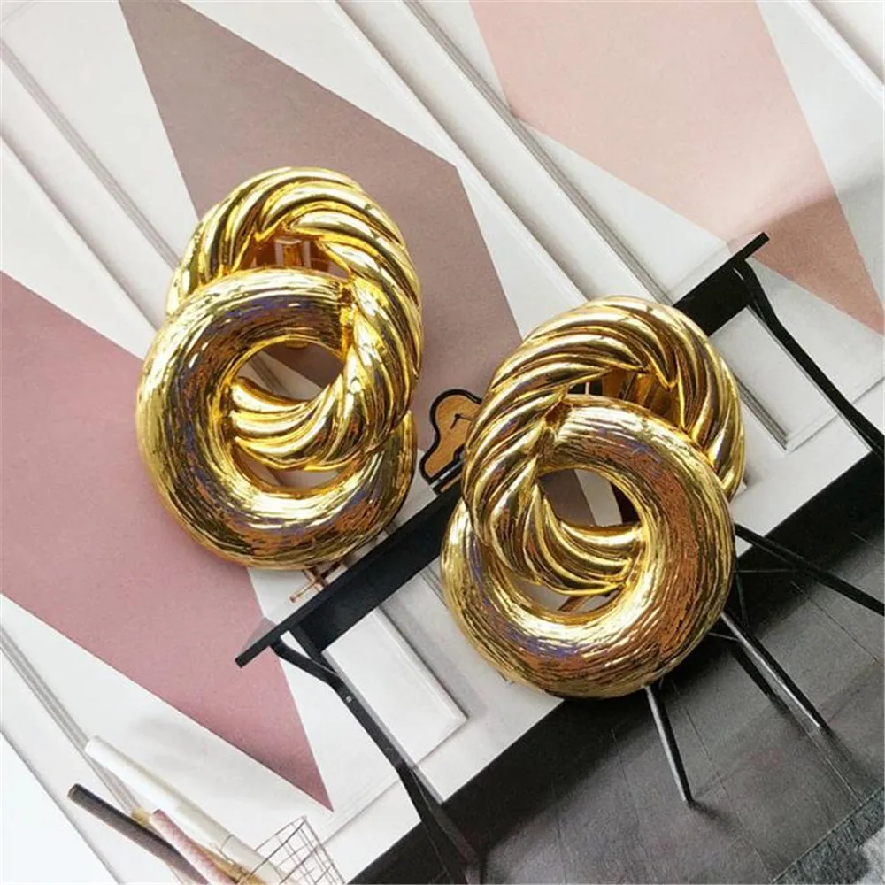 YKNRBPH Female Unique Design Alloy Winding Earring Nails for Fashion Drop Earrings Jewelry
YKNRBPH Female Unique Design Alloy Winding Earring Nails for Fashion Drop Earrings Jewelry