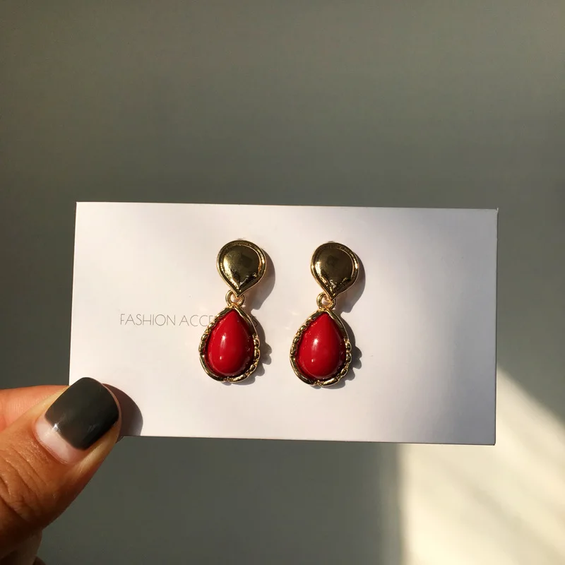 

Luxury Female Wine Red Acrylic Water Drop Earrings Fashion Vintage Teardrop Clip On Earrings For Women Elegant Wedding Jewelry