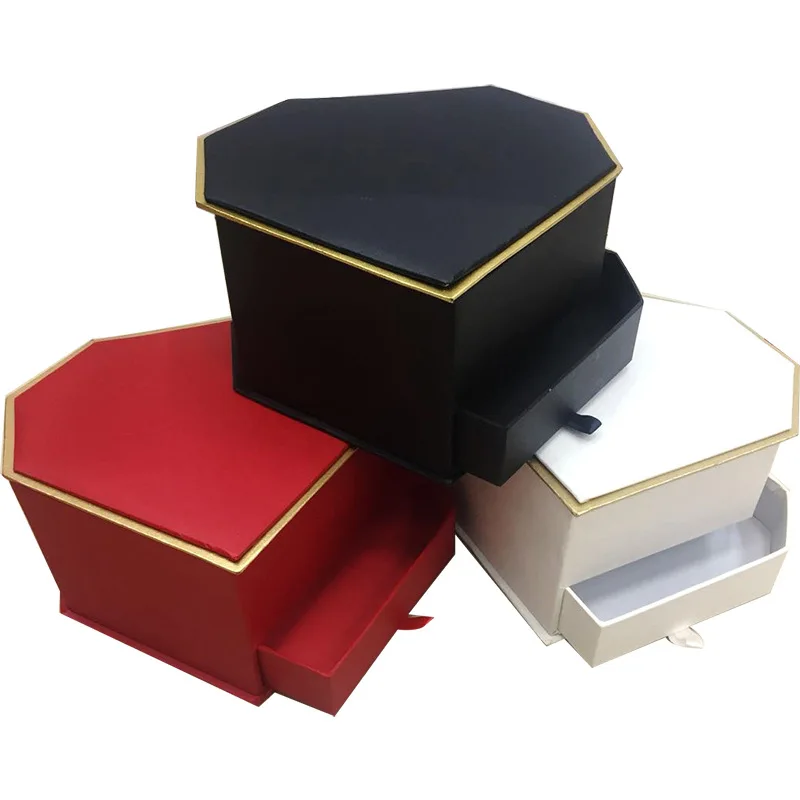 Фото Бумажная Подарочная коробка с выдвижным ящиком в форме сердца - купить