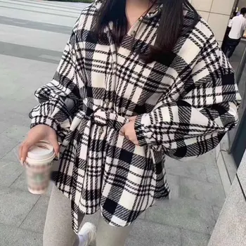 Plaid Woolen Patchwork Long Shirts For Women Lanter Sleeve Turn-Down Collar Windproof Warm Sahses Button Female Shirt Winter
Plaid Woolen Patchwork Long Shirts For Women Lanter Sleeve Turn-Down Collar Windproof Warm Sahses Button Female Shirt Winter