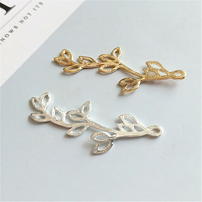 

50pcs/lot Fashion Gold Color Leaf Hollow Leaves Charms Pendant For Necklace wedding Jewelry brooch Accessories