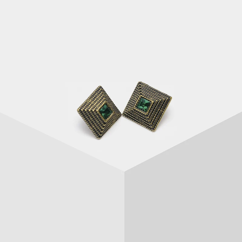 L04