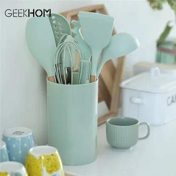 Silicone Cooking Utensils Set Non-stick Spatula Shovel Wooden Handle Cooking Tools Set With Storage Box Kitchen Tool Accessories
Silicone Cooking Utensils Set Non-stick Spatula Shovel Wooden Handle Cooking Tools Set With Storage Box Kitchen Tool Accessories