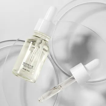 Anti-Freckle Essence Anti-Aging Moisturizing Brightening Nourishing Essence Long Lasting Skin Care Anti-Freckle Face Serum 15ml
Anti-Freckle Essence Anti-Aging Moisturizing Brightening Nourishing Essence Long Lasting Skin Care Anti-Freckle Face Serum 15ml