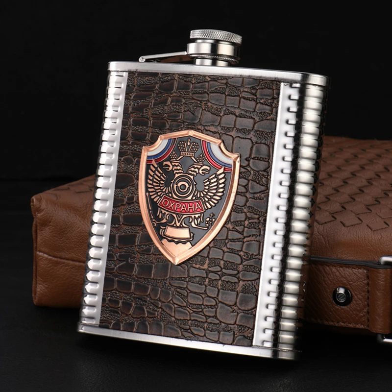 8oz(225ml) 304 Stainless Steel Alcohol Hip Flask Whiskey Wine Bottle CCCP Portable outdoor alcohol bottle pot for men gift
8oz(225ml) 304 Stainless Steel Alcohol Hip Flask Whiskey Wine Bottle CCCP Portable outdoor alcohol bottle pot for men gift
