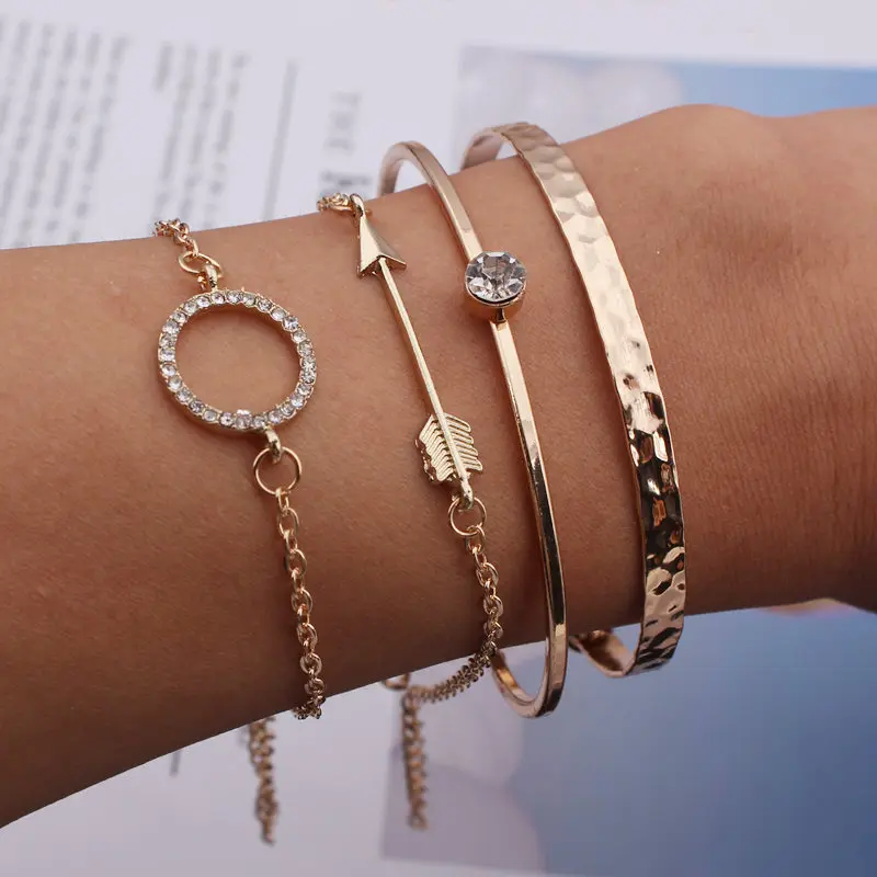 L015 Boho Round Crystal Arrow Triangle Cuff Bangle Multilayer Adjustable Open Chain Bracelet Set for Women Charm Party Jewelry
L015 Boho Round Crystal Arrow Triangle Cuff Bangle Multilayer Adjustable Open Chain Bracelet Set for Women Charm Party Jewelry
