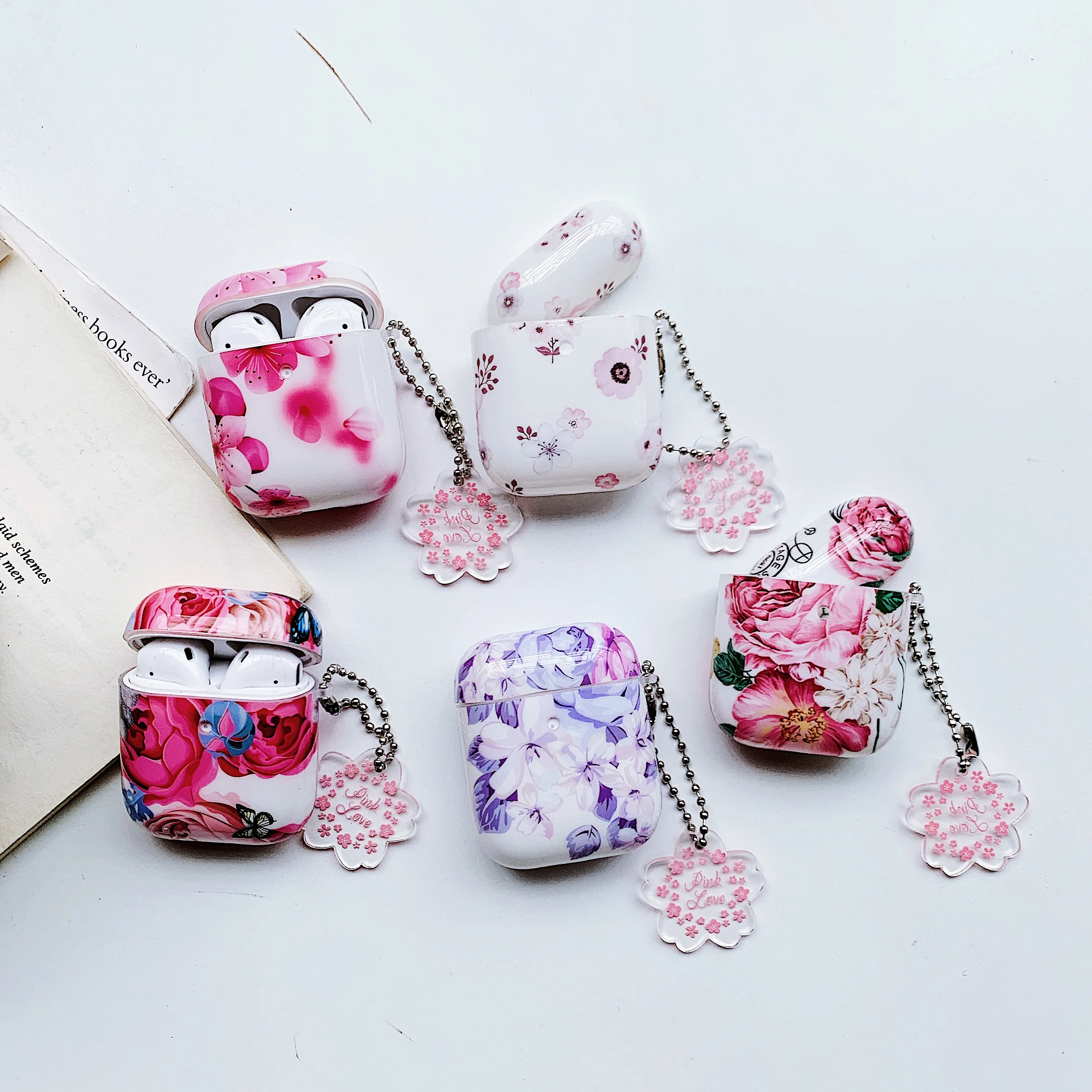 for Apple wireless bluetooth case TPU soft case for airpods first and second generation universal strap pendent cute girl shell
for Apple wireless bluetooth case TPU soft case for airpods first and second generation universal strap pendent cute girl shell